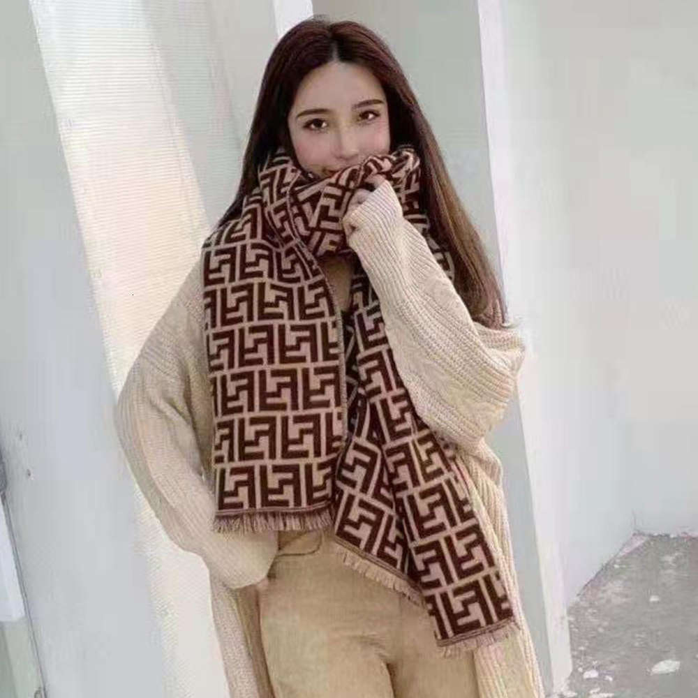 Korean f-letter imitation cashmere double-sided warm shawl fashion versatile thickened couple's new autumn and Winter Scarf, Blue;gray
Korean f-letter imitation cashmere double-sided warm shawl fashion versatile thickened couple's new autumn and Winter Scarf, Blue;gray