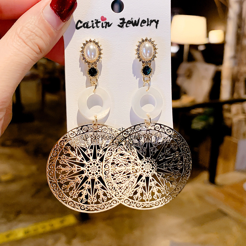 Dangle Chandller Luxury\u00A0designer Bracelet Ring Jewelry Necklace 925 silver The baroque
Dangle Chandller Luxury\u00A0designer Bracelet Ring Jewelry Necklace 925 silver The baroque