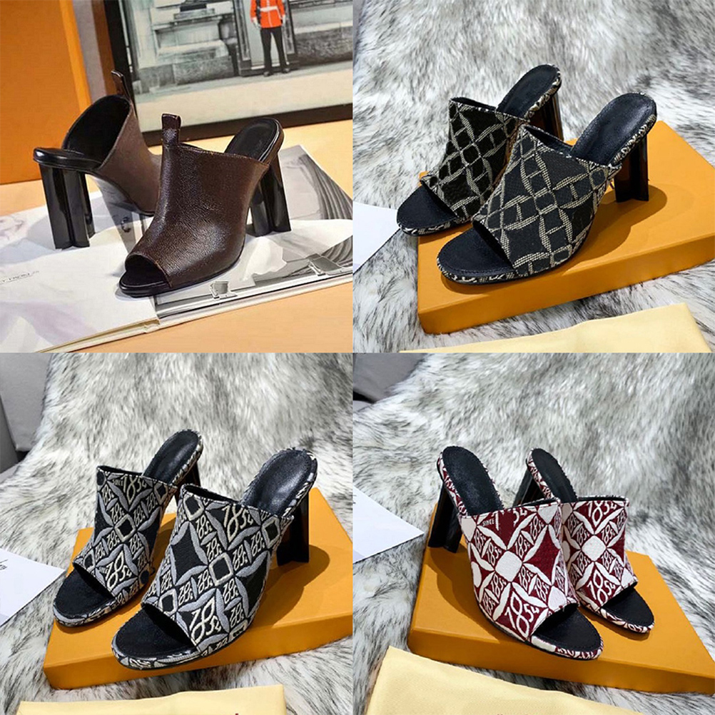 With Box Woman Slippers shoe Sandals Real Leather High Quality High Heels Slippers Fashion Scuffs Slippers Casual shoes For women 01
With Box Woman Slippers shoe Sandals Real Leather High Quality High Heels Slippers Fashion Scuffs Slippers Casual shoes For women 01