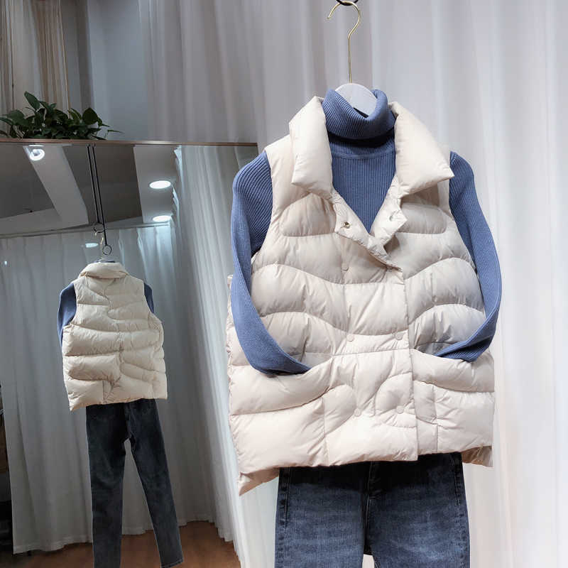 Autumn Winter 90% White Duck Down Jacket Women Ultra Light Warm Waistcoat Vest Female Sleeveless Coat 210819