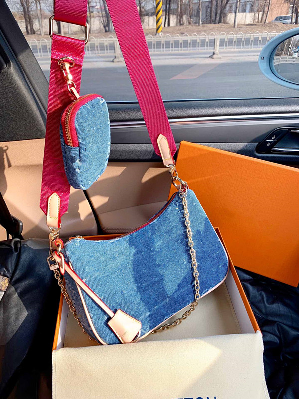Denim One Girls Women Shoulder Bucket Bags Woman Female 2020 New Joker Aslant Portable Printing Presbyopic Medieval Bag Luxury Handbag
Denim One Girls Women Shoulder Bucket Bags Woman Female 2020 New Joker Aslant Portable Printing Presbyopic Medieval Bag Luxury Handbag
