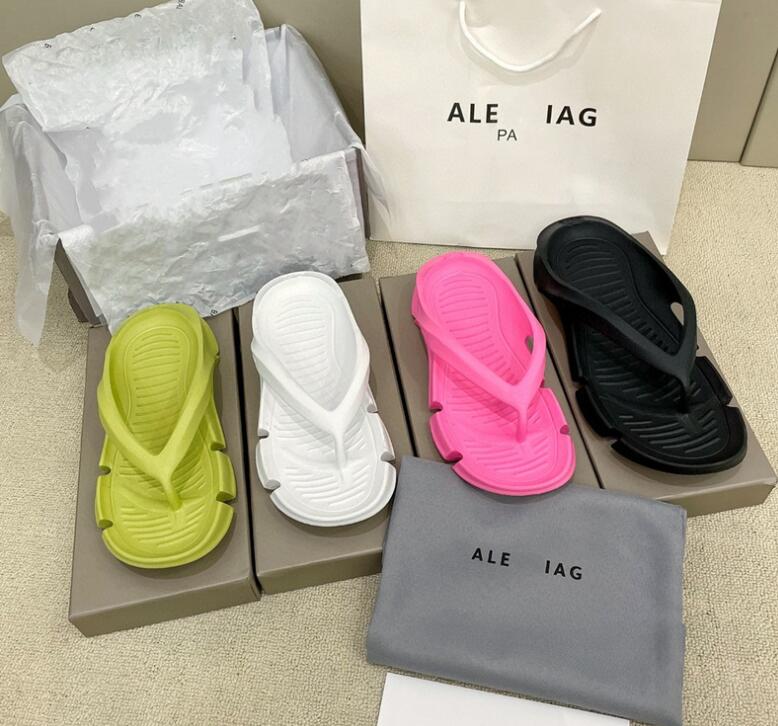Top Quality Women Slippers Designer Sandals summer Fashion Earth Brown Flat Slide Lady Beach Causal Sandal, With box (no order separately)
Top Quality Women Slippers Designer Sandals summer Fashion Earth Brown Flat Slide Lady Beach Causal Sandal, With box (no order separately)