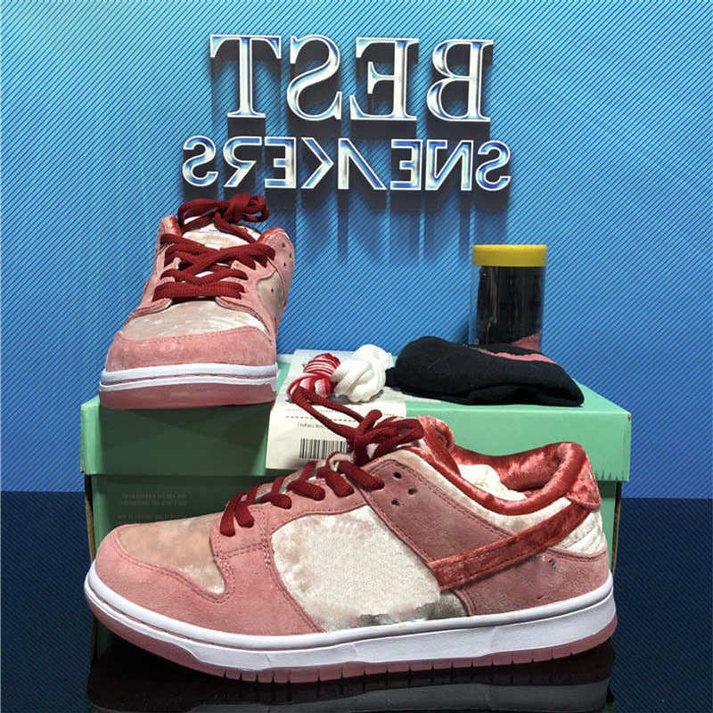 Top Quality Mens Womens Low SB Designers Shoes Chunky Dunky UNC Toy Night of Mischief Kentucky Travis Scotts Concepts Purple Bears Men Sport, Bubble wrap packaging
Top Quality Mens Womens Low SB Designers Shoes Chunky Dunky UNC Toy Night of Mischief Kentucky Travis Scotts Concepts Purple Bears Men Sport, Bubble wrap packaging