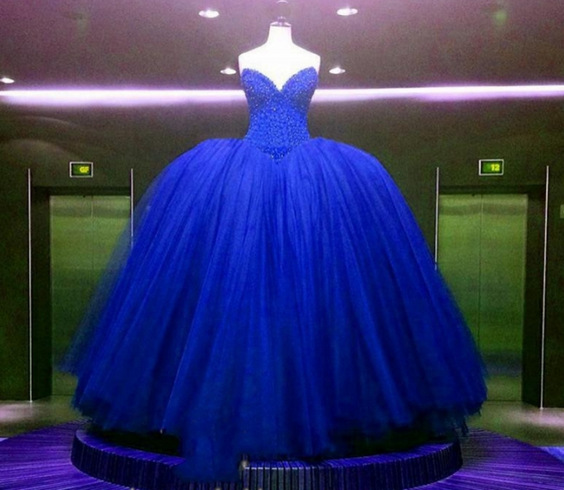 2021 New Luxury Royal Blue Sweetheart Prom Beading Ball Gowns Corset Bridal Es Tulle Floor Length Vestidos De Festa Gz41
2021 New Luxury Royal Blue Sweetheart Prom Beading Ball Gowns Corset Bridal Es Tulle Floor Length Vestidos De Festa Gz41