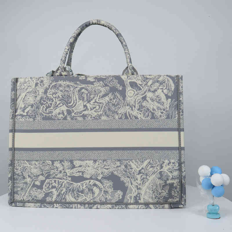 Top Quality Woman Handbag Luxury designer handbags tote Bag leather fashion ladies With original dust bags, #1
Top Quality Woman Handbag Luxury designer handbags tote Bag leather fashion ladies With original dust bags, #1