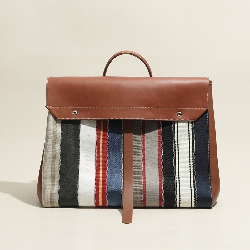 Luxury designer Crossbody Shoulder Backpack Handbags Tote bag Bags Handbags Wallet Purse Online Store summer MM6 stripe style station wagon
Luxury designer Crossbody Shoulder Backpack Handbags Tote bag Bags Handbags Wallet Purse Online Store summer MM6 stripe style station wagon