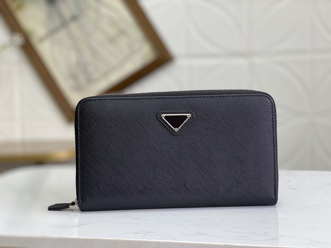 2021 Fashion flowers designer wallets Triangle luxurys Men Women leather bags High Quality Classic Letters Key coin Purse Original Box Plaid card holder 1M1188e, Make up the difference
2021 Fashion flowers designer wallets Triangle luxurys Men Women leather bags High Quality Classic Letters Key coin Purse Original Box Plaid card holder 1M1188e, Make up the difference