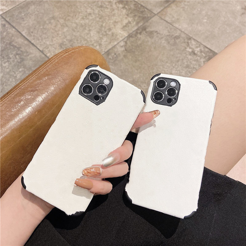 Luxury designer phone cases for iPhone 12 11 Pro MAX XS XR X 8 mens womens tellphone case with letters and flowers shock-proof white Leather
Luxury designer phone cases for iPhone 12 11 Pro MAX XS XR X 8 mens womens tellphone case with letters and flowers shock-proof white Leather