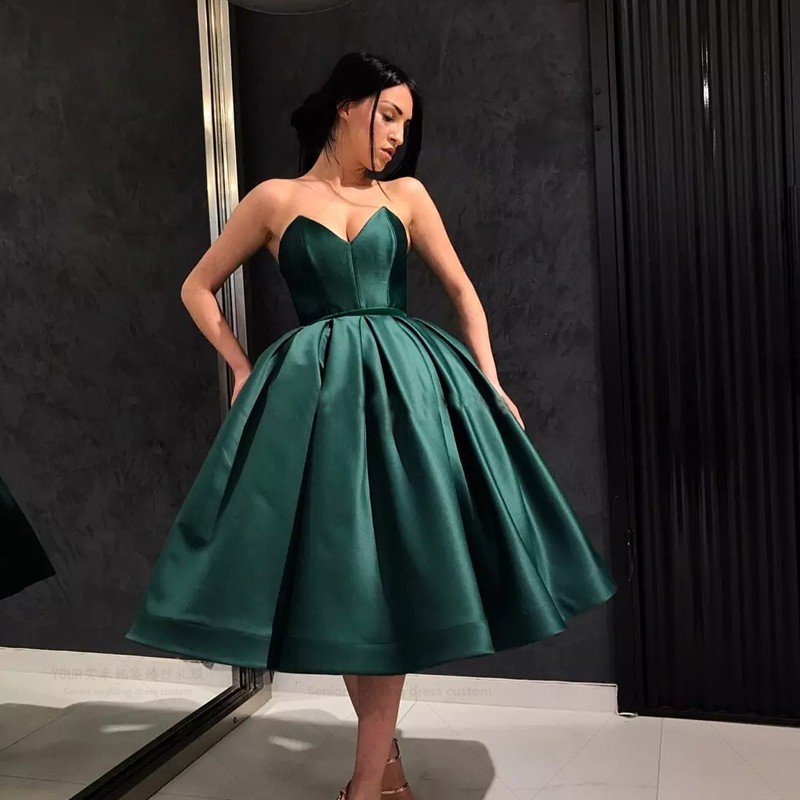 2021 New Royal Blue/green Prom Tea Length Courte Satin Formal Homecoming Es Abiye Gece Elbisesi 59mn
2021 New Royal Blue/green Prom Tea Length Courte Satin Formal Homecoming Es Abiye Gece Elbisesi 59mn