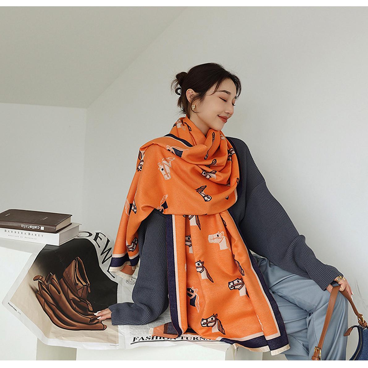 5 colors brand cashmere scarf men's and women's scarves classic retro printed scarve winter warm thick wraps 65*190cm
5 colors brand cashmere scarf men's and women's scarves classic retro printed scarve winter warm thick wraps 65*190cm