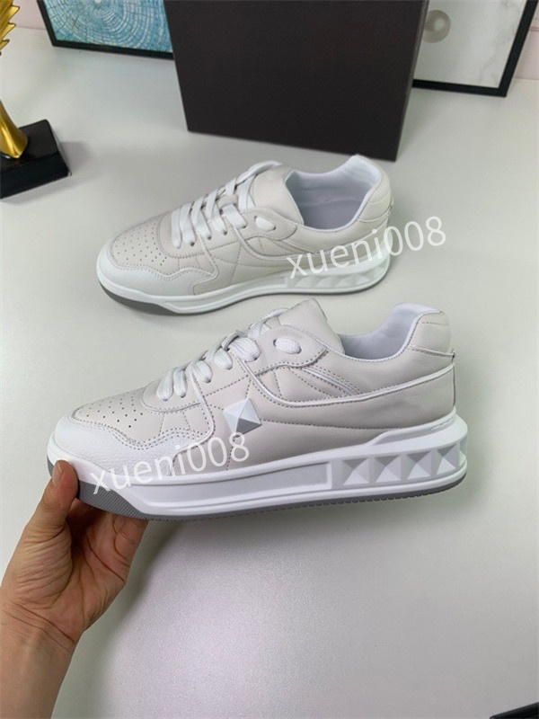 2021 all season can wear shoes female womens students hand made leather thick sole large size small white black sports casual shoes women zh211033
2021 all season can wear shoes female womens students hand made leather thick sole large size small white black sports casual shoes women zh211033