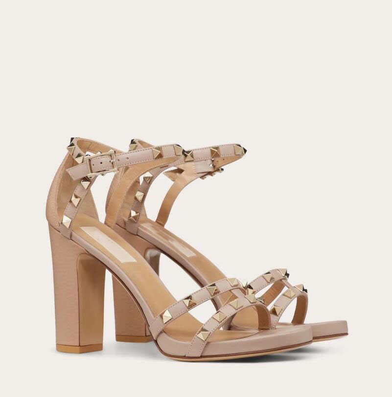 Summer Brands Women Sandals Shoes Sexy Lady Rock Studs High Heels Brown Nude Leather Perfect Nice Gladiator Sandalias Walking EU35-43.BOX
Summer Brands Women Sandals Shoes Sexy Lady Rock Studs High Heels Brown Nude Leather Perfect Nice Gladiator Sandalias Walking EU35-43.BOX
