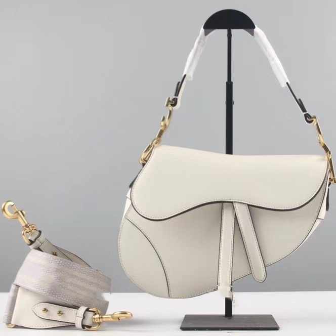 Bag Big Brand Design Abrasive Leather Cowhide Superior Saddle Bags With Letters Shoulder Women Bags Retro Holiday Casual Handbags, For price make balance
Bag Big Brand Design Abrasive Leather Cowhide Superior Saddle Bags With Letters Shoulder Women Bags Retro Holiday Casual Handbags, For price make balance