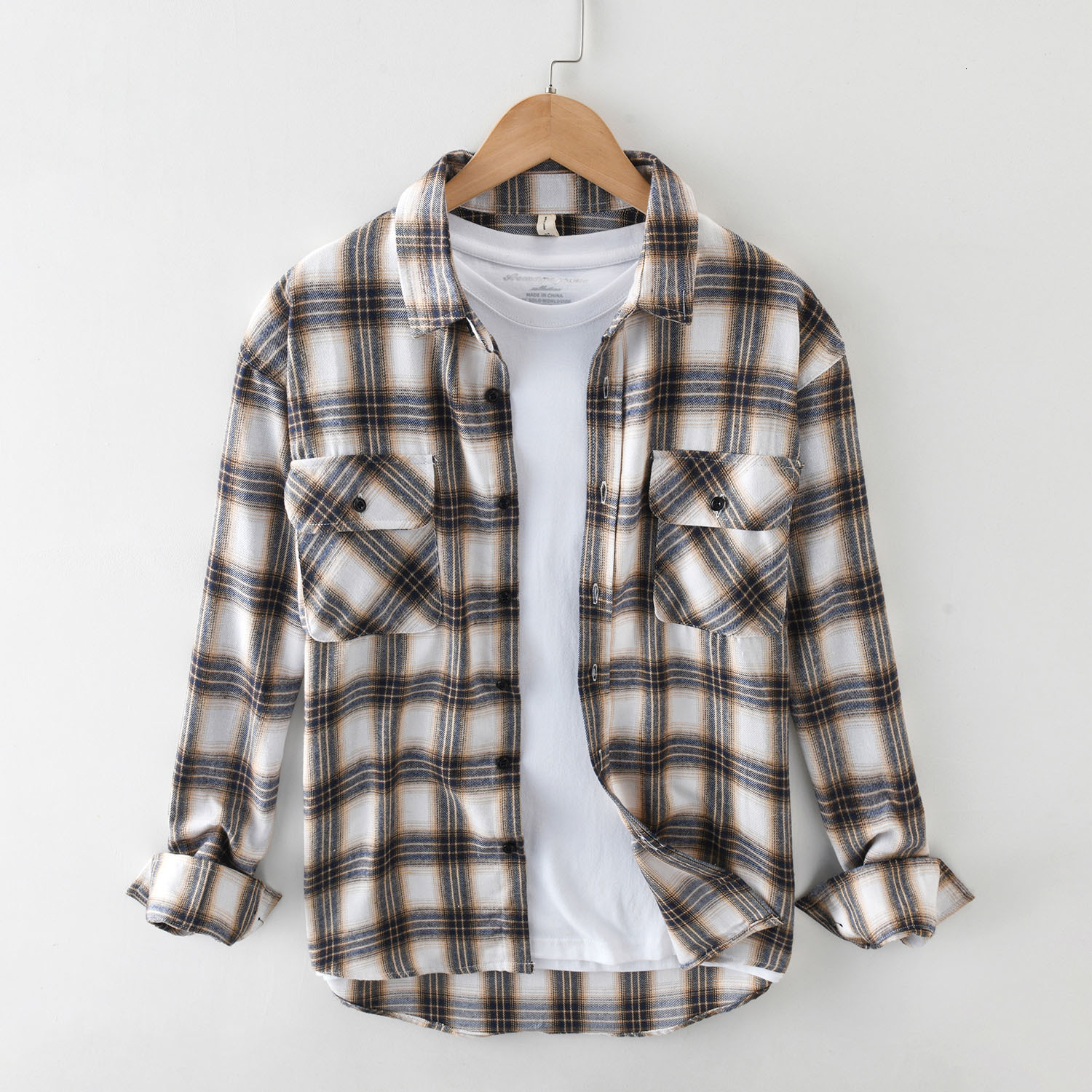 2021 New Cotton Neat Flannel Plaid with Long Autumn Mark Male Casual Sleeve Shirt Soft and Comfortable Bedh, Beige.
2021 New Cotton Neat Flannel Plaid with Long Autumn Mark Male Casual Sleeve Shirt Soft and Comfortable Bedh, Beige.