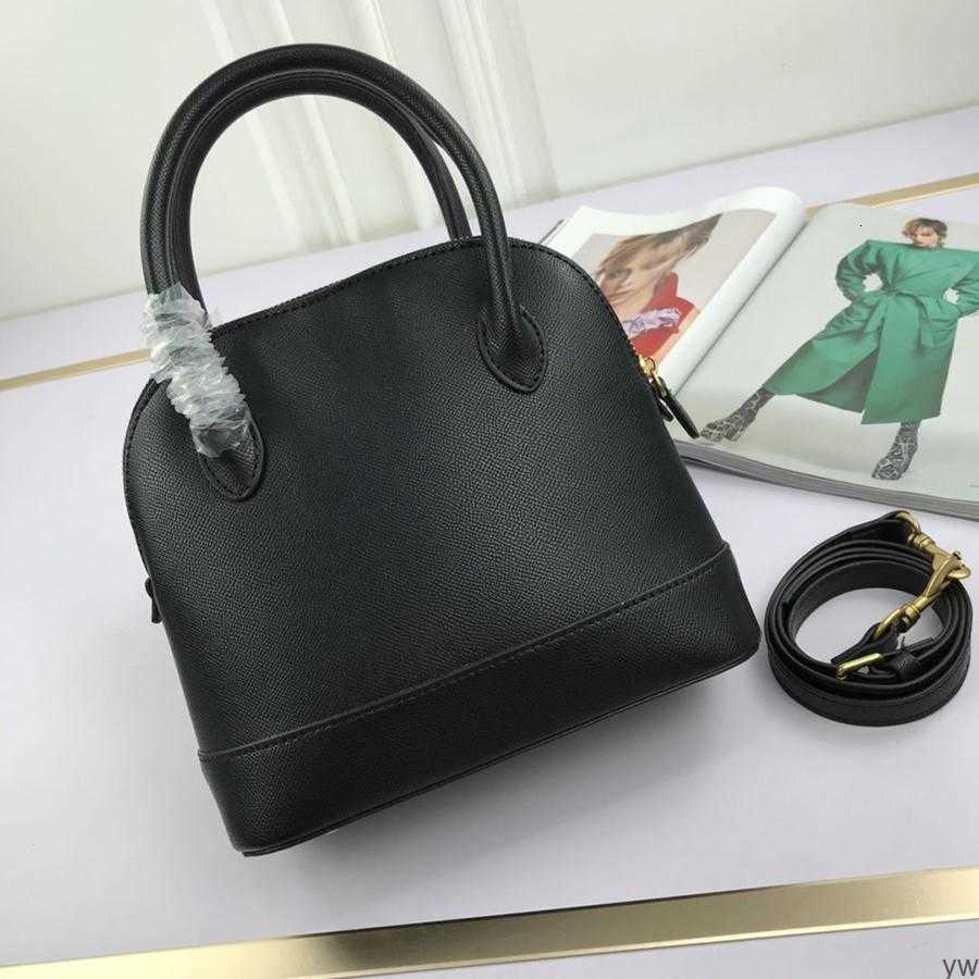Leather Bag Women Designers Shell BB Crossbody Ville Shoulder Handbags Quality Tote Genuine Best Fashion Luxurys Fast Shipping Rlnpm
Leather Bag Women Designers Shell BB Crossbody Ville Shoulder Handbags Quality Tote Genuine Best Fashion Luxurys Fast Shipping Rlnpm