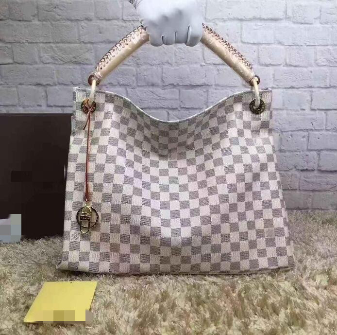 LVLOUISVITTON VUTTON Classic designer shoulder BAGS for women shopping large capacity pu leather Messenger Bag handbags tot
LVLOUISVITTON VUTTON Classic designer shoulder BAGS for women shopping large capacity pu leather Messenger Bag handbags tot