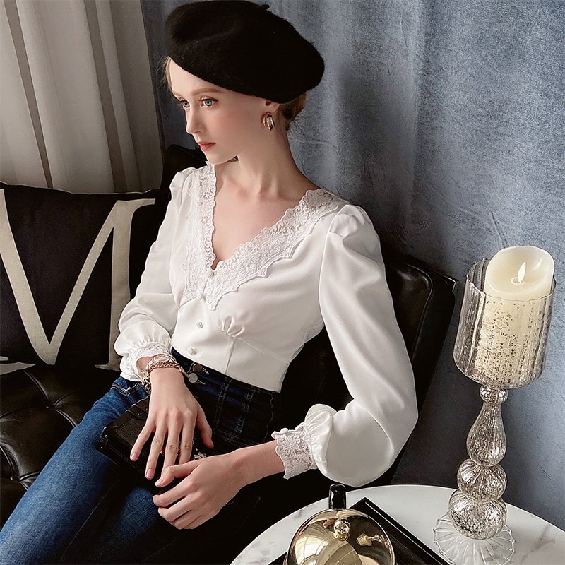 Dabuwawa Elegant Lace V-Neck Blouse Women Long Lantern Sleeve Single Breasted Vintage Solid Shirts Tops Office Lady DT1CST029 210225