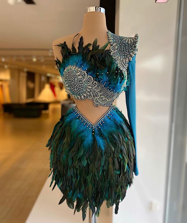 Aso Ebi 2021 Arabic Luxurious Beaded Crystals Evening Dresses Feather Sheath Prom Dresses Stylish Formal Party Second Reception Gowns ZJ477