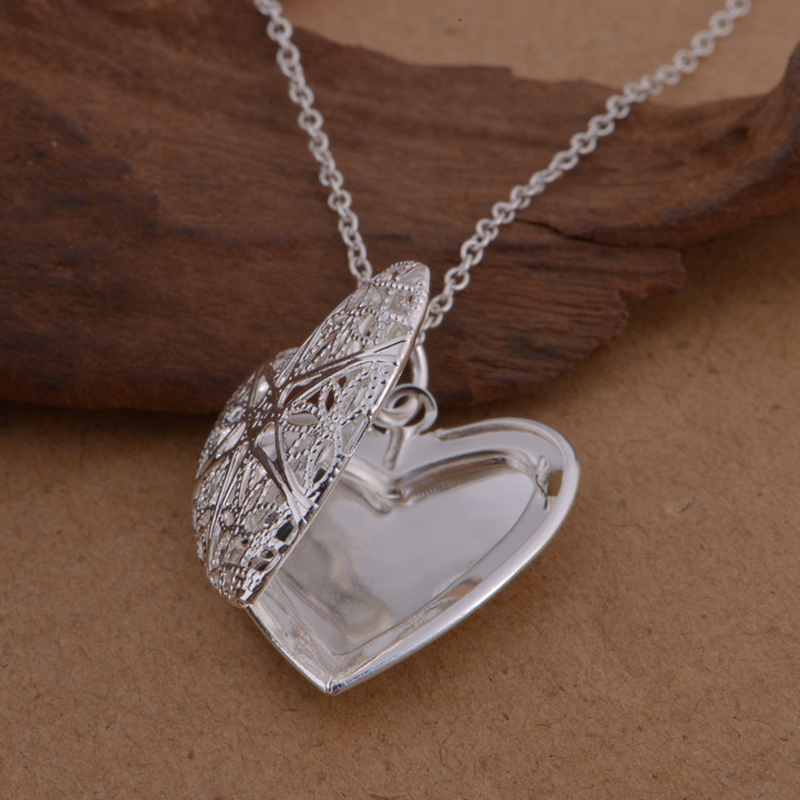 women floating lock heart pendant necklace 925 silver plated heart chain necklace gift for love friend high quality
women floating lock heart pendant necklace 925 silver plated heart chain necklace gift for love friend high quality