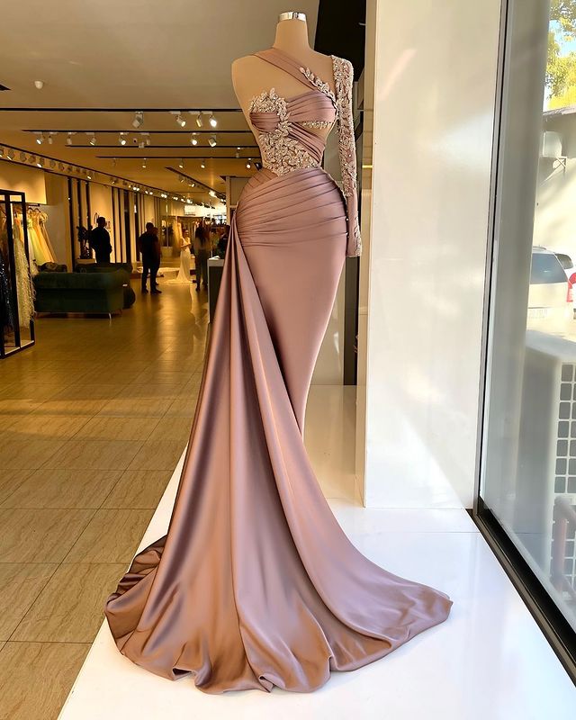 2021 Plus Size Arabic Aso Ebi Lace Beaded Sexy Prom Dresses Satin Sheer Neck Evening Formal Party Second Reception Bridesmaid Gowns Dress ZJ689
