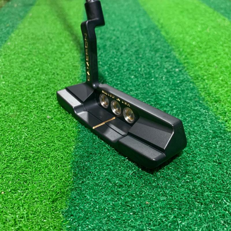 Complete Set of Clubs Complete Set Of Clubs FedEx Or DHL. Golf Putter Black Special SELECT Skull Putters Club