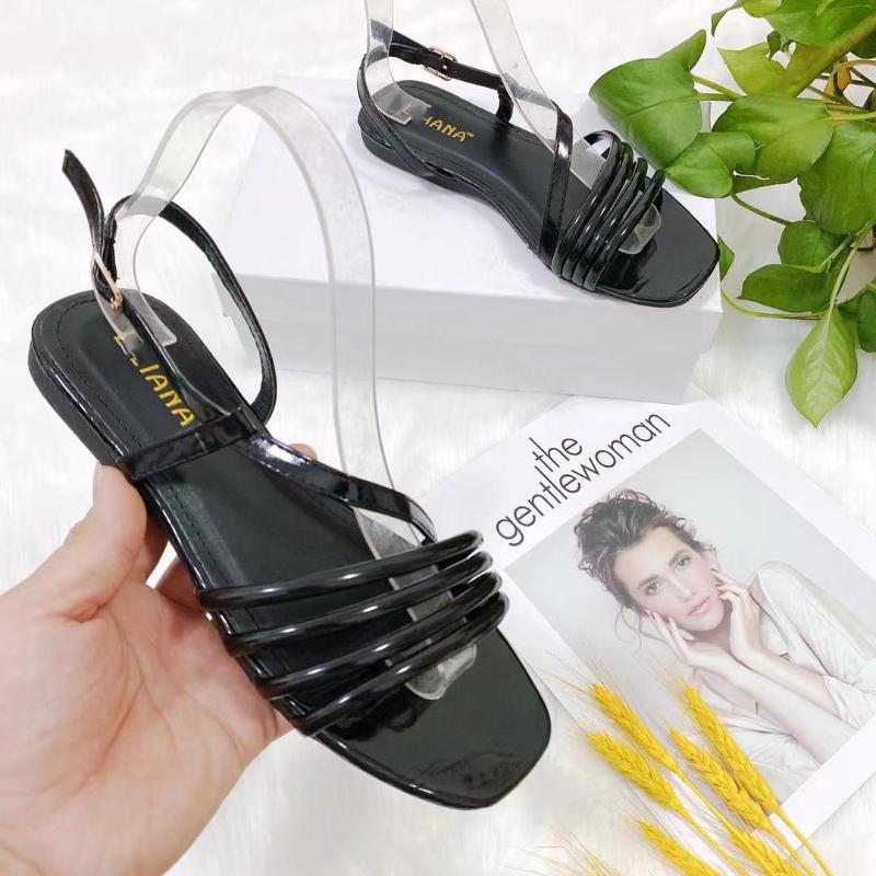 Sandals Soft Leather Woven Slippers Women Summer 2021 Flat Heels Beach Casual Slides Shoes Woman Outdoor Flip Flops Muter