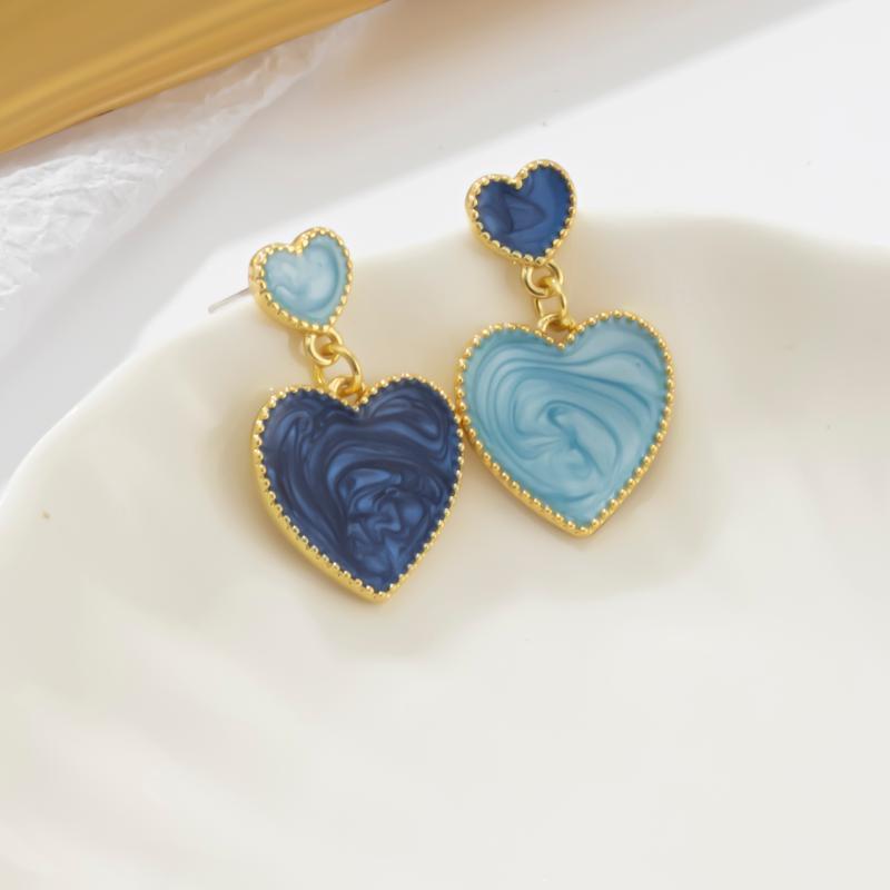 Stud ZWC Korea 2022 Beautiful Blue Love Exquisite Fashion Personality Wild Earrings Sweet Girl Shiny Creative, Golden;silver
Stud ZWC Korea 2022 Beautiful Blue Love Exquisite Fashion Personality Wild Earrings Sweet Girl Shiny Creative, Golden;silver