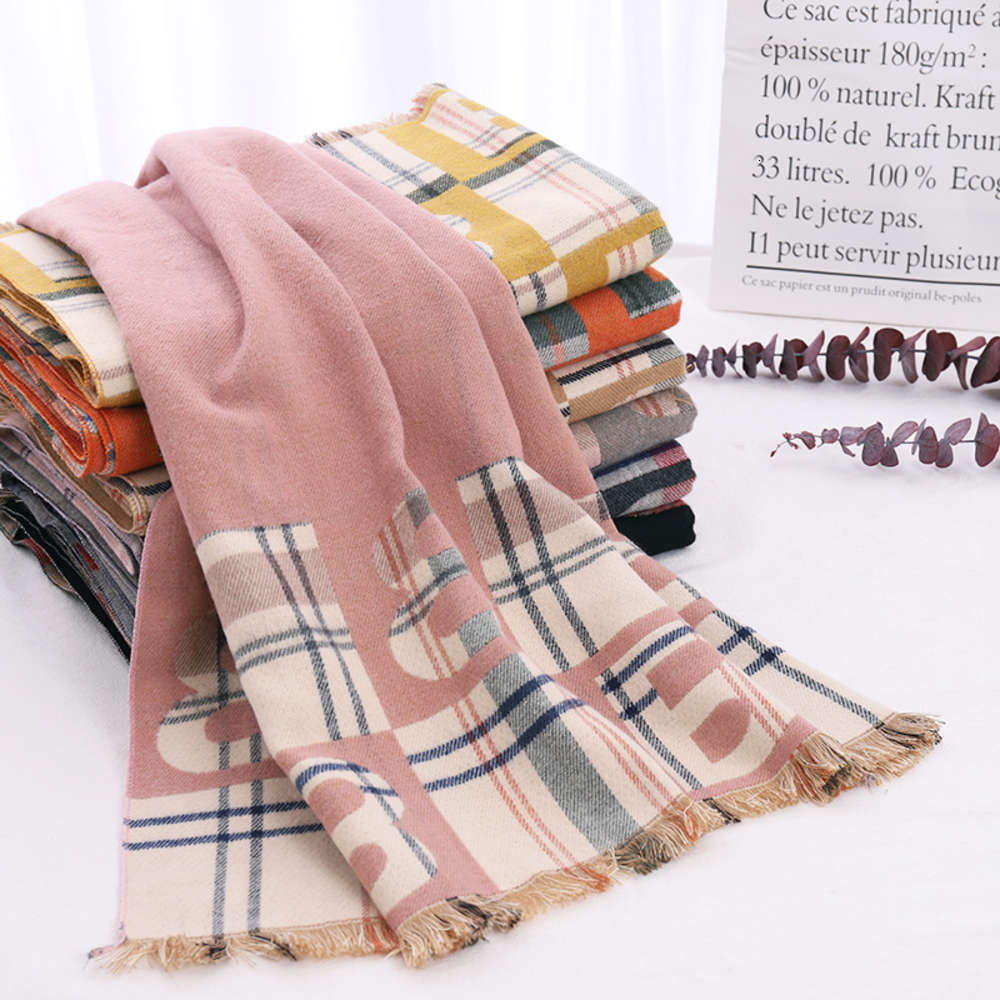 Big B short woven scarf women autumn and winter Korean loose beard high grade fashion thickened cashmere like long shawl, Blue;gray
Big B short woven scarf women autumn and winter Korean loose beard high grade fashion thickened cashmere like long shawl, Blue;gray