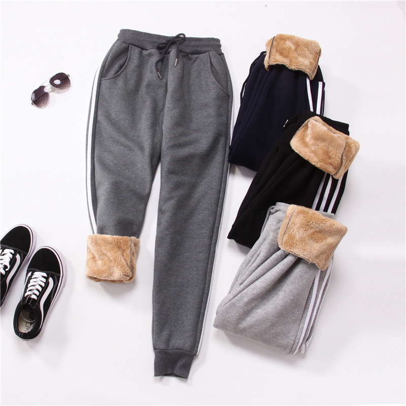 2021 New Warm Winter Harem for Women in Veet Striped Sweatpants Joggers Women's Soft Wool Cotton Casual Pants Q1us, Light gray.
2021 New Warm Winter Harem for Women in Veet Striped Sweatpants Joggers Women's Soft Wool Cotton Casual Pants Q1us, Light gray.