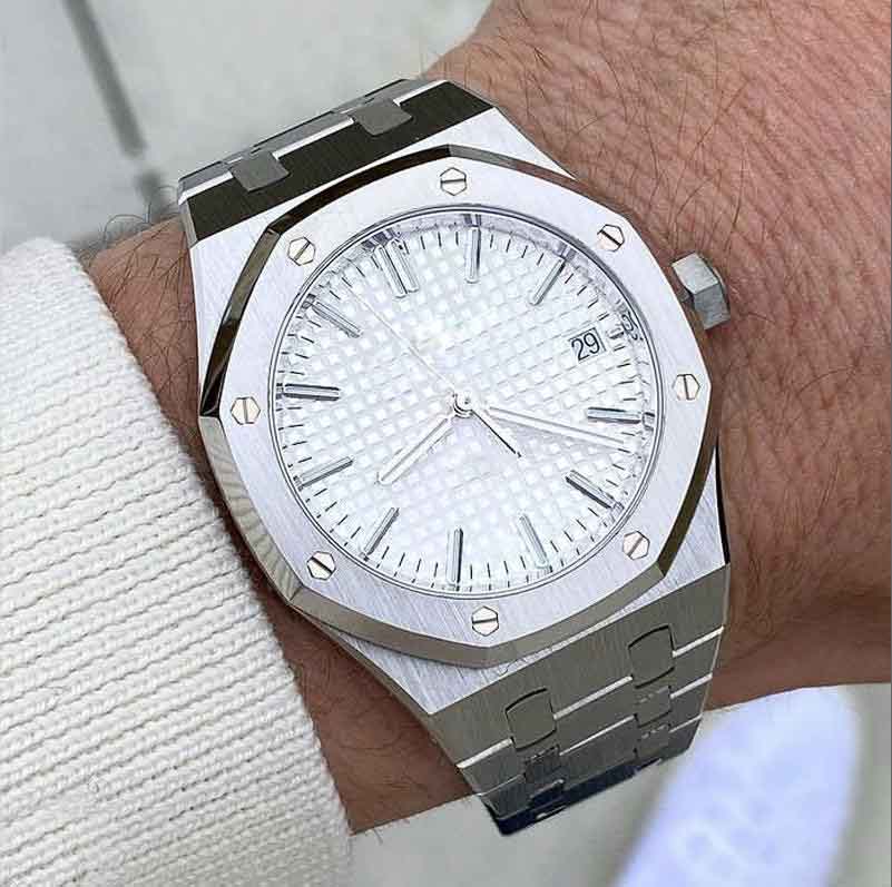 specially designed for men to create a watch white cloud dial stainless steel solid bracelet automatic movement mechanical exquisite appeara, Slivery;brown
specially designed for men to create a watch white cloud dial stainless steel solid bracelet automatic movement mechanical exquisite appeara, Slivery;brown