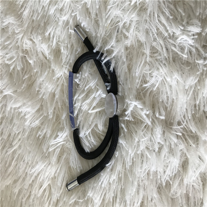 2020 New European and American fashion classic men titanium steel black red bracelet, lovers decorative bracelet wholesale, with box
2020 New European and American fashion classic men titanium steel black red bracelet, lovers decorative bracelet wholesale, with box