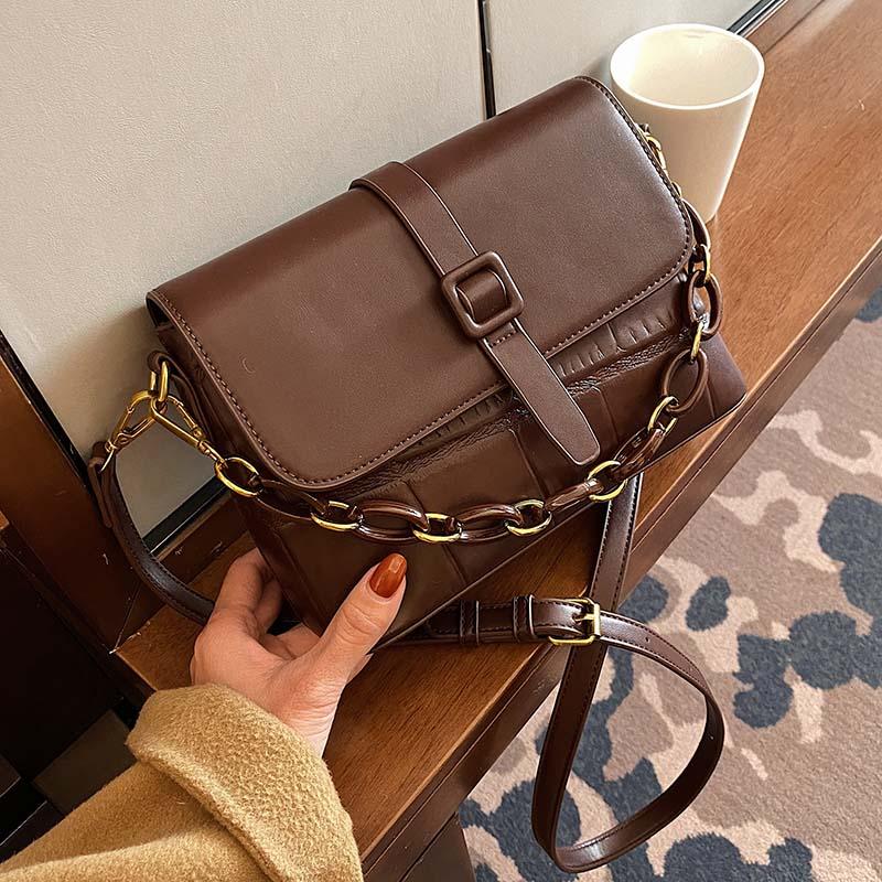 Vintage Small PU Leather Crossbody Flap Bags Brand Fashion New Quality Women's 2021 Luxury Chain Shoulder Handbag and Purses, Black
Vintage Small PU Leather Crossbody Flap Bags Brand Fashion New Quality Women's 2021 Luxury Chain Shoulder Handbag and Purses, Black
