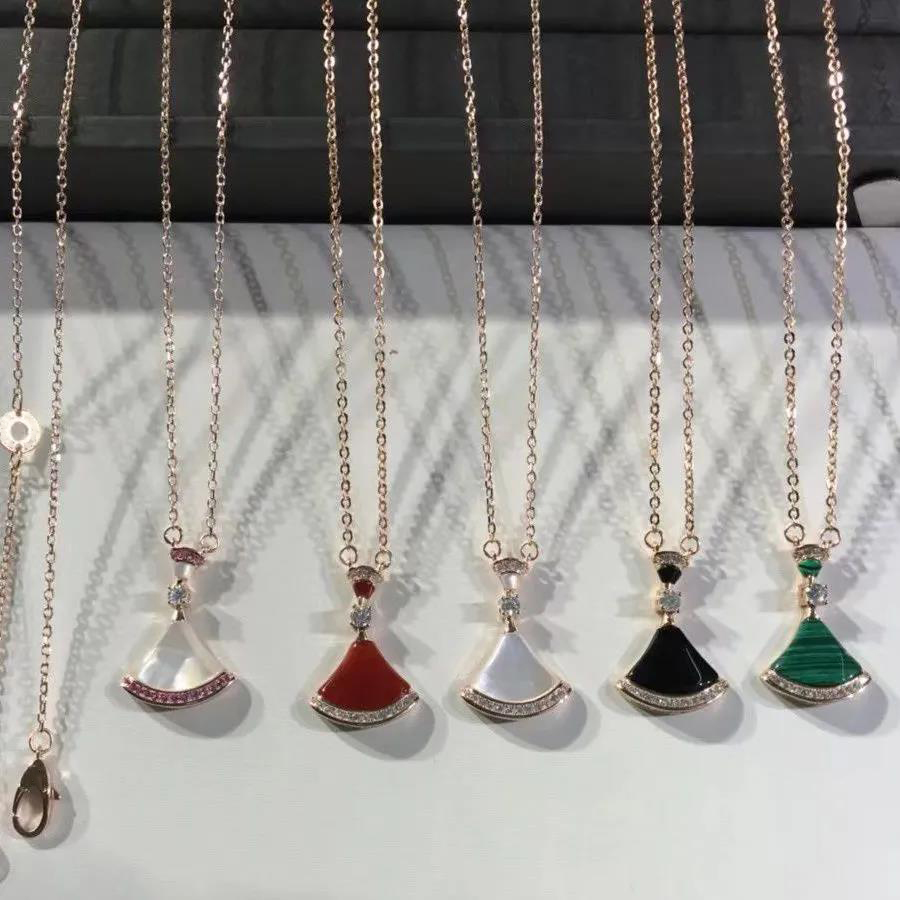 S925 Sterling silver dress necklace Pendant lady White Fritillar-scallop collar bone chain Rose gold lady
S925 Sterling silver dress necklace Pendant lady White Fritillar-scallop collar bone chain Rose gold lady
