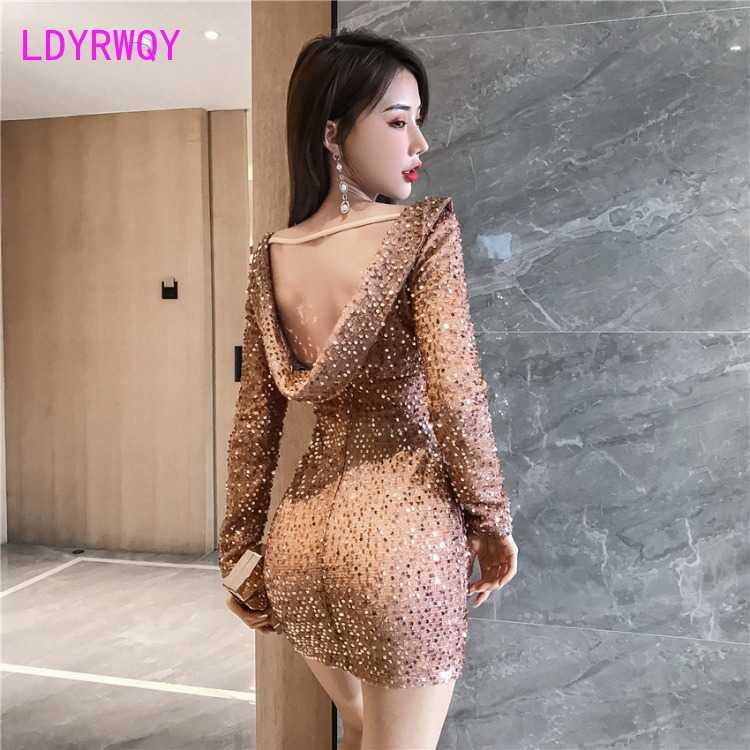 Sexy female autumn and winter ladies temperament long-sleeved slim bottoming dress Knee-Length Office Lady Polyester 210603, Gold
Sexy female autumn and winter ladies temperament long-sleeved slim bottoming dress Knee-Length Office Lady Polyester 210603, Gold