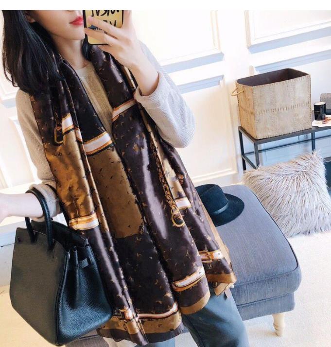 Classic Designer Silk scarf Pashmina for Women and Men New Spring Summer Chain Letter Style Long Scarves Scarfs Wrap 180x90Cm Shawls, Blue;gray
Classic Designer Silk scarf Pashmina for Women and Men New Spring Summer Chain Letter Style Long Scarves Scarfs Wrap 180x90Cm Shawls, Blue;gray