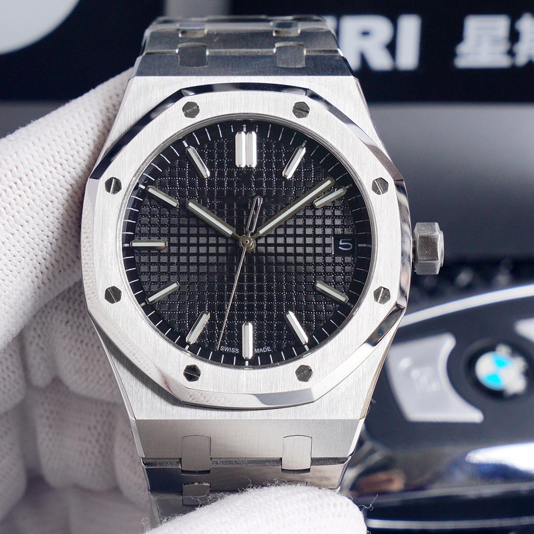 ZF factory 15500 men's steel belt mechanical watch diameter 41mm, no color difference, using 9015 movement to cal.4302 all in one machine, Slivery;brown
ZF factory 15500 men's steel belt mechanical watch diameter 41mm, no color difference, using 9015 movement to cal.4302 all in one machine, Slivery;brown