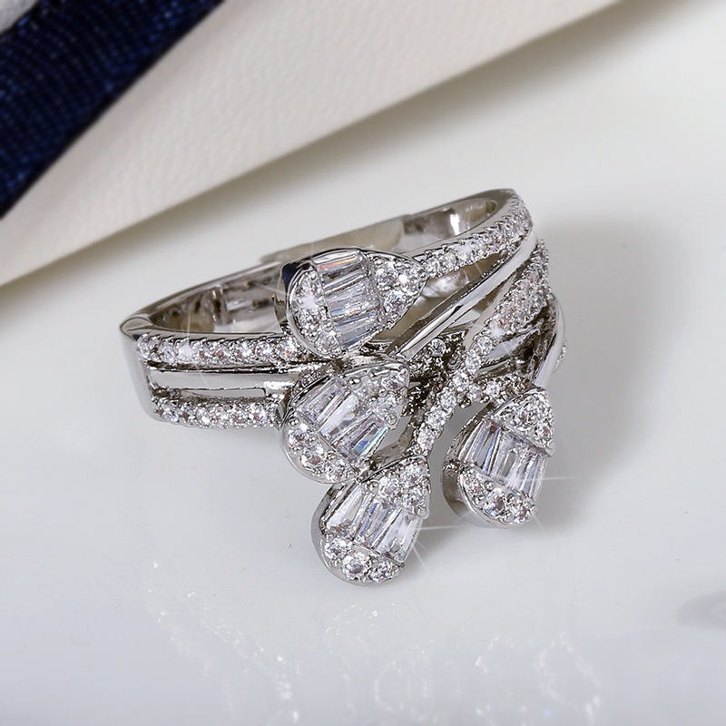 Flower shape Lab Diamond Ring 925 sterling silver Bijou Engagement Wedding band Rings for Women Bridal Elegant Party Jewelry