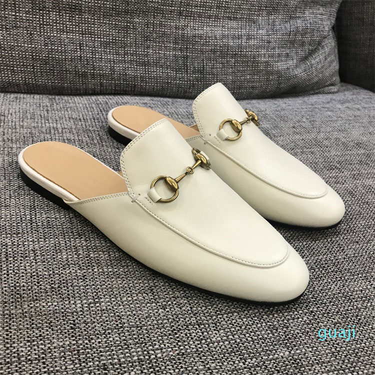 Muller slipper Styles Genuine leather loafers with buckle Fashion women Princetown Ladies Casual Mules scuffs 5292, Black
Muller slipper Styles Genuine leather loafers with buckle Fashion women Princetown Ladies Casual Mules scuffs 5292, Black