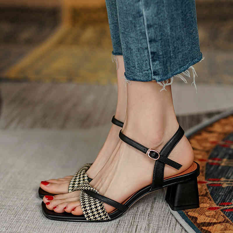 sandals women casual shoes buckle women's thick heels handcrafted ankle-wrap fashion summer wwyl, Black
sandals women casual shoes buckle women's thick heels handcrafted ankle-wrap fashion summer wwyl, Black