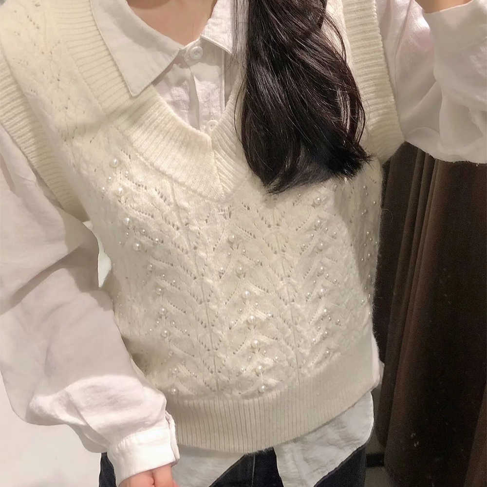 Spring Winter Women Knit Sweater Vest Pearl decoration V-Neck Woman Sweaters Casual Fashion Elegant Lady Pullover Tops 210709