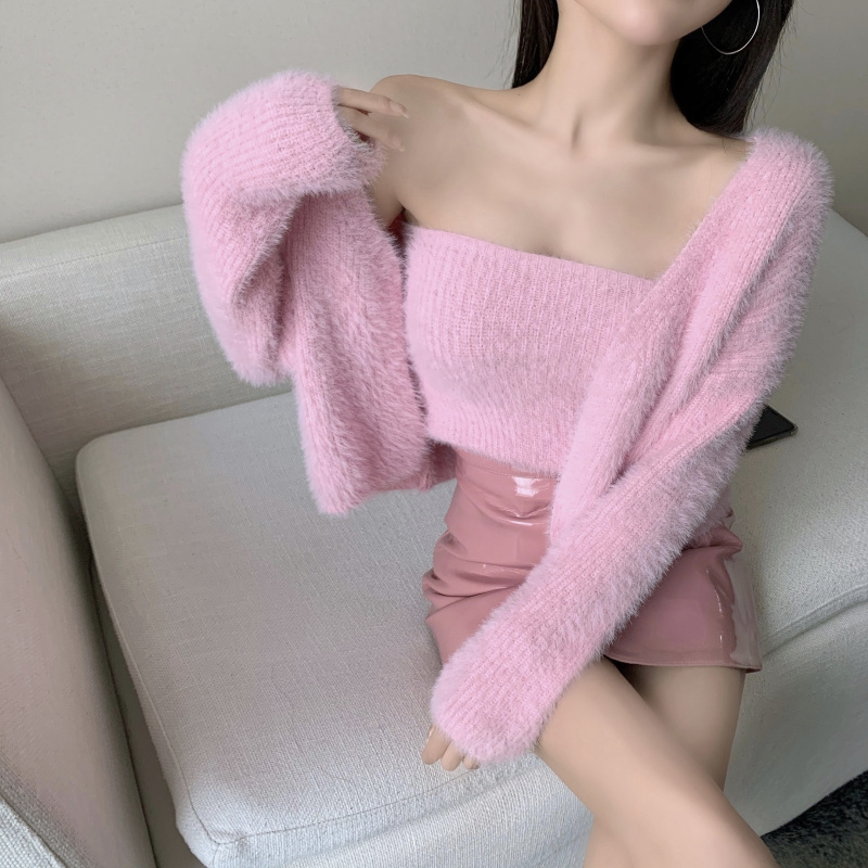 2021 New Mink cardigan women's short long-sleeved sweater coat camisole two-piece top matching sets for women UPWL 2ZT6 W810, Blue
2021 New Mink cardigan women's short long-sleeved sweater coat camisole two-piece top matching sets for women UPWL 2ZT6 W810, Blue
