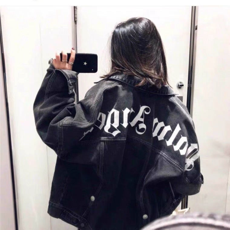 pal ms ang/e- ls palms/angels wash black basic letter print denim jacket fashion brand ins couple casual coat jacket, Black;brown
pal ms ang/e- ls palms/angels wash black basic letter print denim jacket fashion brand ins couple casual coat jacket, Black;brown