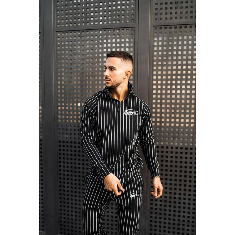 Monochrome stripe design men's casual suits, short-sleeved trousers, comfortable and cool, fashionable fit, daily outing, street style Workout, White
Monochrome stripe design men's casual suits, short-sleeved trousers, comfortable and cool, fashionable fit, daily outing, street style Workout, White