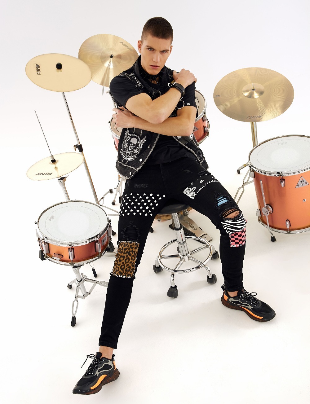 2021 New Men's Male Skull Embroidery Black Fringe Denim Vest Trendy Patches Patchwork Rivet Letters Slim Waistcoat Tank Top Mbyu, Beige
2021 New Men's Male Skull Embroidery Black Fringe Denim Vest Trendy Patches Patchwork Rivet Letters Slim Waistcoat Tank Top Mbyu, Beige