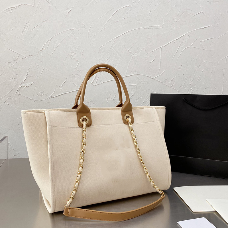2021 oversize tote handbag classic designer women Luxury bags High-capacity Beach purse nylon clutch large Pearl package with gold chain fashion wallet, Top quality l38cm
2021 oversize tote handbag classic designer women Luxury bags High-capacity Beach purse nylon clutch large Pearl package with gold chain fashion wallet, Top quality l38cm