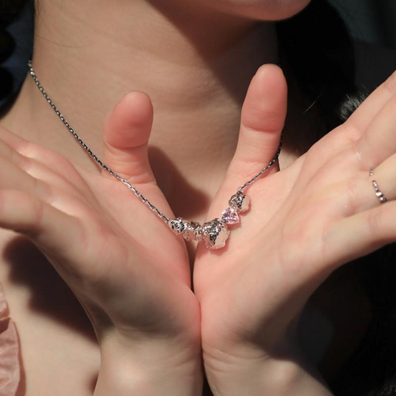 Chains Personality Simple Creative Paper Ball Jewelry Fashion Casual Necklace For Women Holiday Gifts
Chains Personality Simple Creative Paper Ball Jewelry Fashion Casual Necklace For Women Holiday Gifts