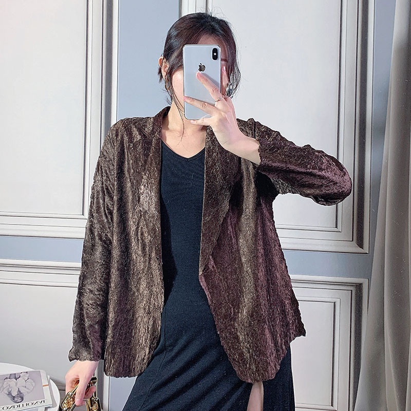 2021 New Hand-pleated Casual Small Fall Women Clothing Niche Design Sense Pleated Undefined Short Jacket N29c, Brown
2021 New Hand-pleated Casual Small Fall Women Clothing Niche Design Sense Pleated Undefined Short Jacket N29c, Brown
