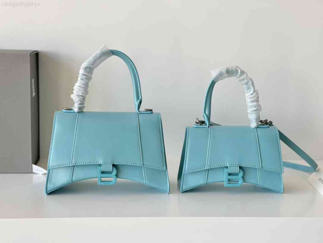 Women Luxurys Designers Bags 2021 TB organ chain strip small square litc Crossbody Bag totes designer handbag Purse Wallet Handbags tote 80LJ
Women Luxurys Designers Bags 2021 TB organ chain strip small square litc Crossbody Bag totes designer handbag Purse Wallet Handbags tote 80LJ