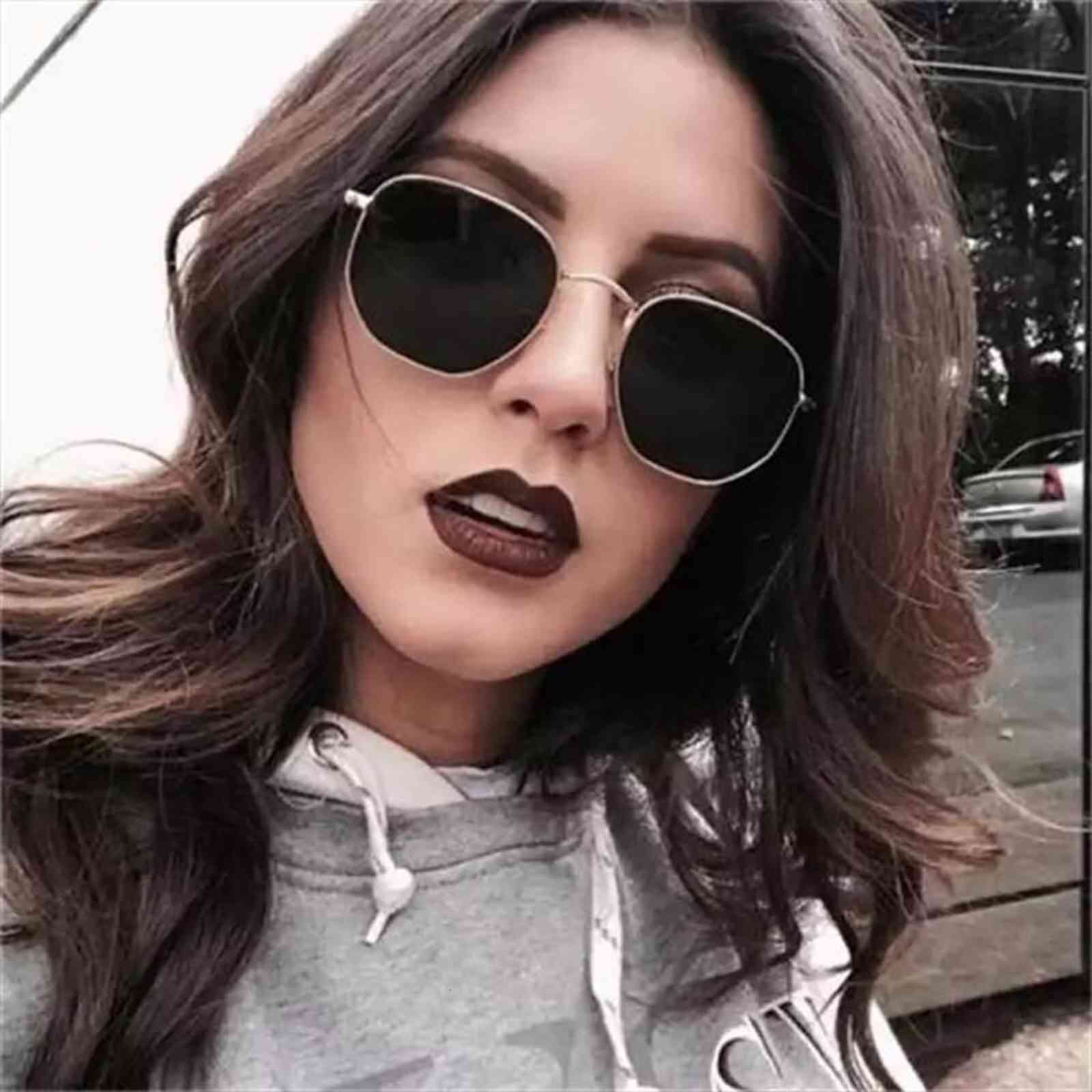metal classic vintage women sunglasses brand design glasses female driving eyewear oculos de sol masculino, White;black
metal classic vintage women sunglasses brand design glasses female driving eyewear oculos de sol masculino, White;black