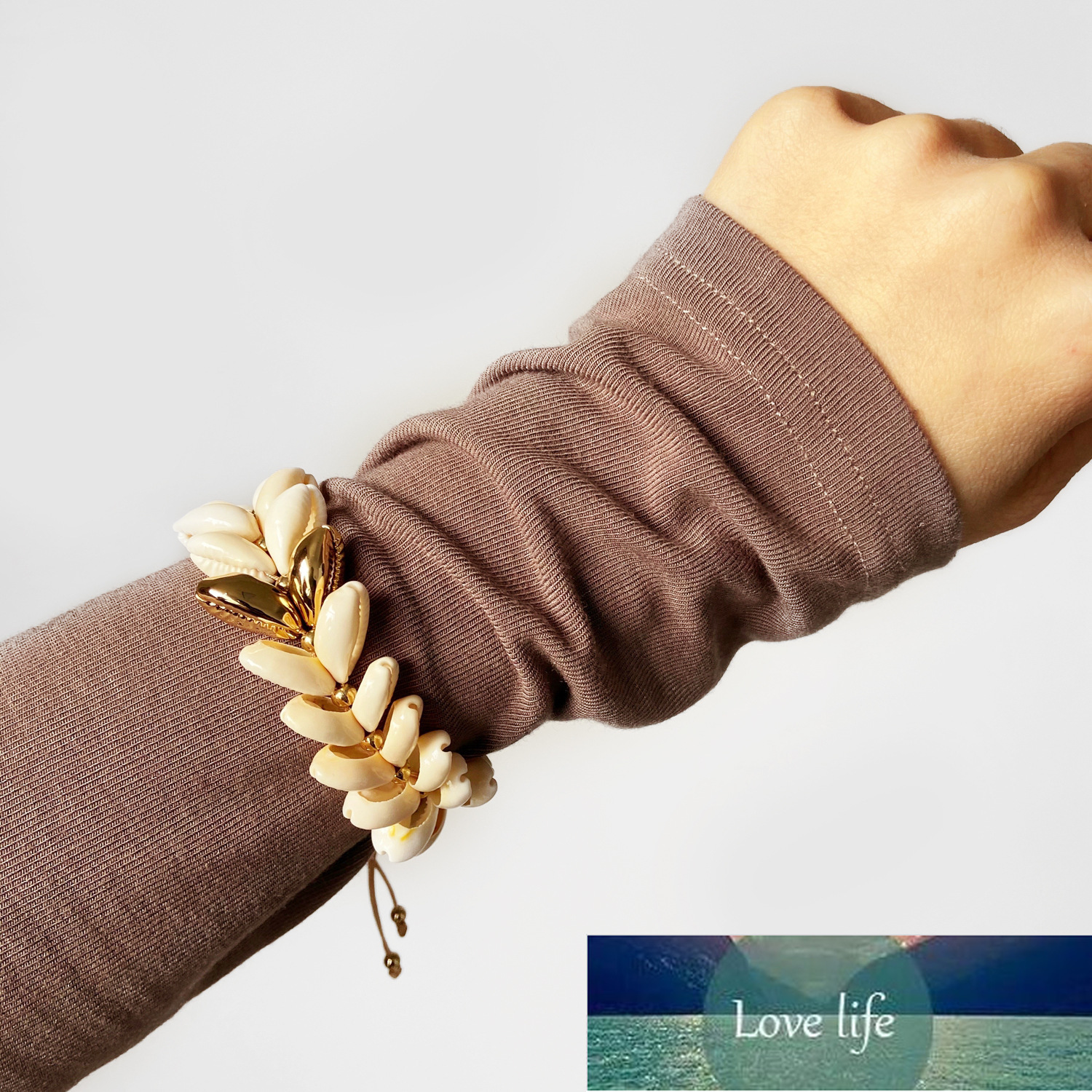 TAUAM Natural Cowrie Gold Color Sea Shell Bracelets for Women Delicate Rope Chain Beads Charm Boho Summer Beach Jewelry Factory price expert design Qu